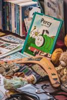 Bücher-/ CD- und Kinderspiele-Flohmarkt 